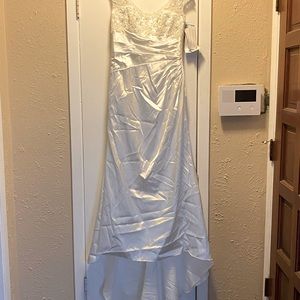 Ivory David’s Bridal wedding dress $250 includes shipping